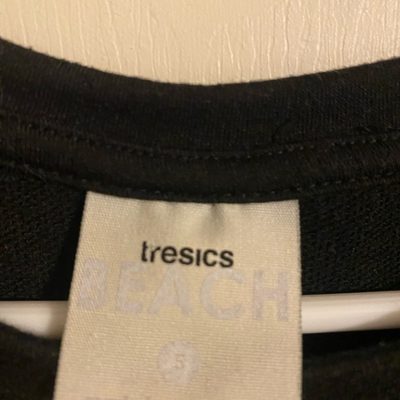 Black Cover Up - Picture 2 of 4